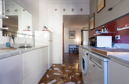 Esquilino Apartment | Spacious apartment in the heart of Rome
