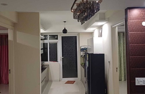 Zirakpur Apartment | Spacious Appartment with wide balconies and Roads, Prime Location.