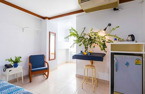Bang Kho Laem House | Spacious Boutique Suite | Comfort at Howard