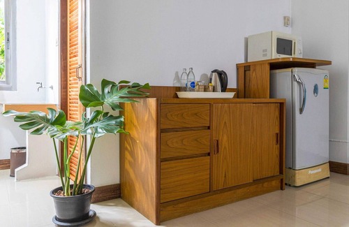 Bang Kho Laem House | Spacious Boutique Suite | Comfort at Howard