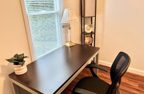 Monroeville Apartment | Spacious Cape Cod in Monroeville
