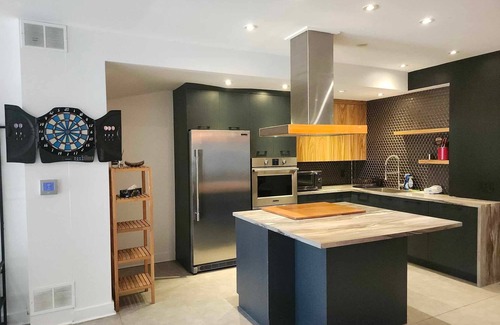 Plateau Mont Royal Apartment | Spacious, central and newly renovated! Large, renovated, great neighborhood!