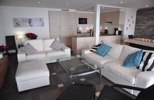 Anzere Apartment | Spacious, comfortable apartment - at the foot of the slopes