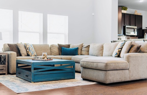 Crosby House | Spacious & Comfy Family Gem: Games ~ Office ~ BBQ! In Crosby, Tx