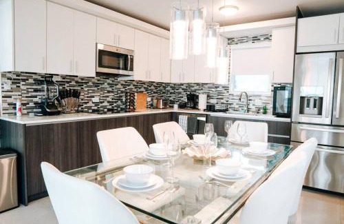 Santurce Apartment | Spacious Comfy PH Apt for 9 @ San Juan - Miramar 4 - Nuevo