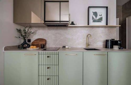 Piasek Południe Apartment | Spacious Corner Haven by the Main Square