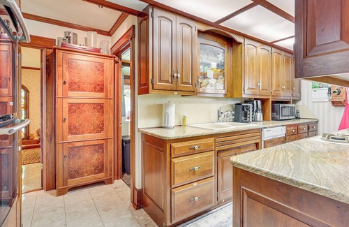 Dalton House | Spacious Dalton Vacation Rental w/Deck & Yard!