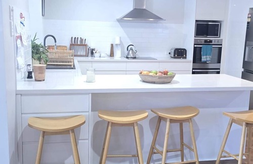 Woy Woy House | Spacious Dog-Friendly Home with Pool in Woy Woy – Perfect for Families!