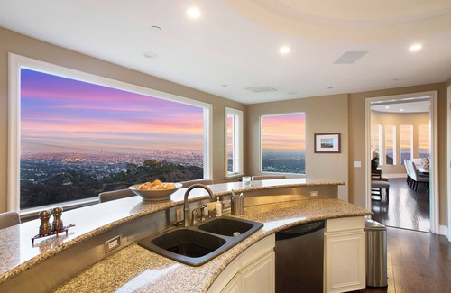 Hollywood Hills House | Spacious estate with 7 bedrooms and WiFi, fitness room in fabulous Los Angeles