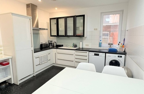 Daberstedt Apartment | Spacious family loft for groups of up to 10 people near the main train station