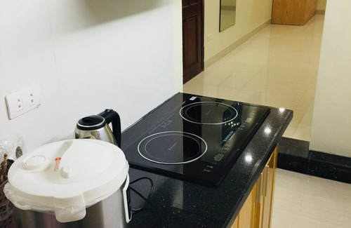 Hoan Kiem Apartment | Spacious, fully equipped studio apartment, central Hanoi