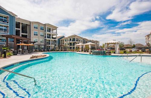 Tomball Apartment | Spacious Furnished Resort Style Apartments