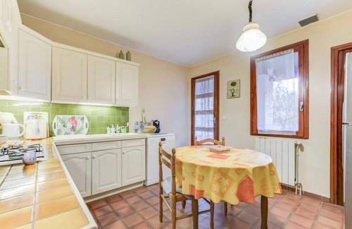 Nailloux Villa | Spacious furnished villa with Tennis and private pool