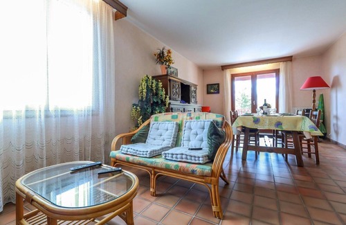 Nailloux Villa | Spacious furnished villa with Tennis and private pool