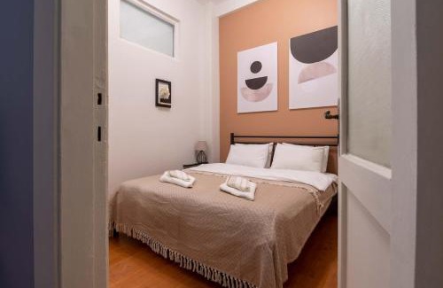 Asmali Mescit Apartment | Spacious & Historic 2BR in Central Taksim