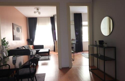 Asmali Mescit Apartment | Spacious & Historic 2BR in Central Taksim