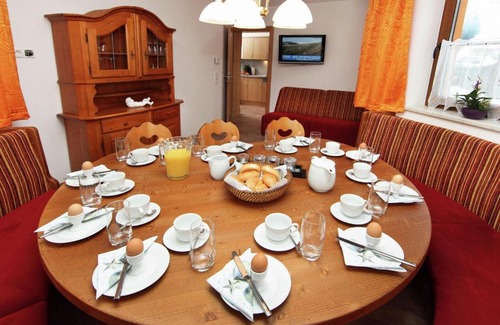 Vorderglemm House | Spacious Holiday Home in Saalbach Hinterglemm near Ski Area