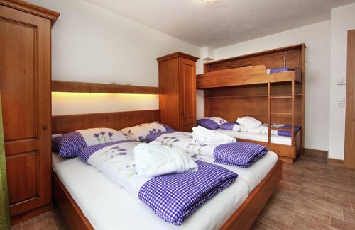 Vorderglemm House | Spacious Holiday Home in Saalbach Hinterglemm near Ski Area
