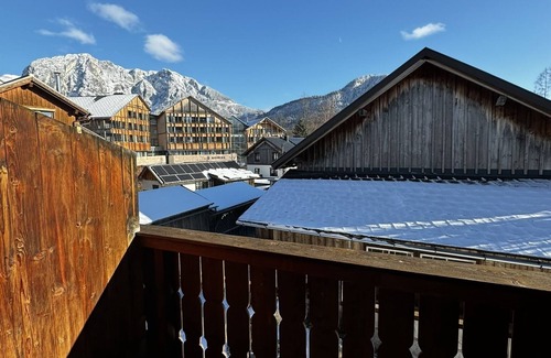 Altaussee Apartment | Spacious holiday suite with a fantastic view