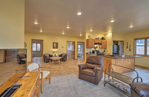 Ten Sleep House | Spacious Home 10 Minutes to Ten Sleep Canyon!