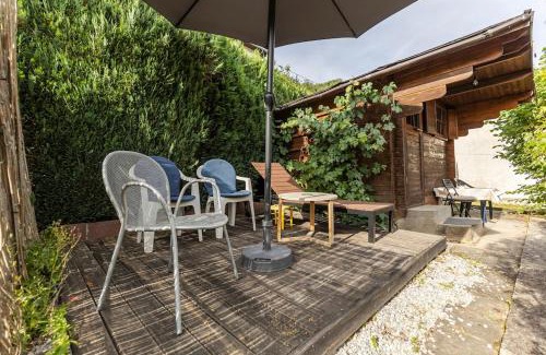 Obernhof House | Spacious Home in Scenic Outdoors with Private Garden & Parking