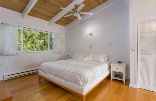 North Vancouver House | Spacious House