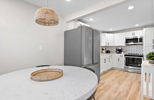Northeast Minneapolis Arts District House | spacious house in the heart of Northeast Minneapolis