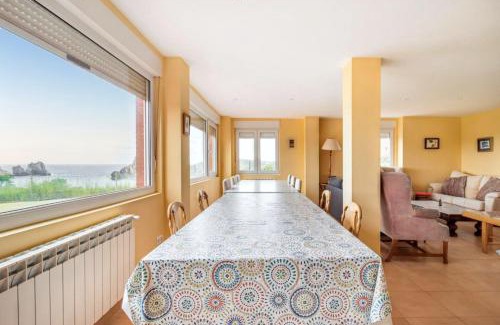 Liencres House | Spacious house with sea view in Liencres + jacuzzi