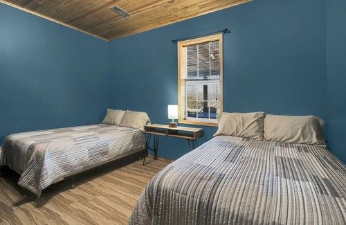 Sycamore Cabin | Spacious Lodge on 40 Acres!