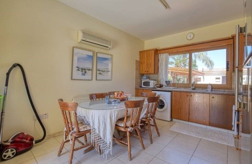 Pernera Villa | Spacious, Luxurious 3 Bedroom Villa, Big Swimming Pool, big plot can sleep 8