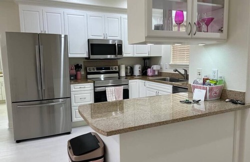Santa Clara Apartment | Spacious Modern Apt w/amenities