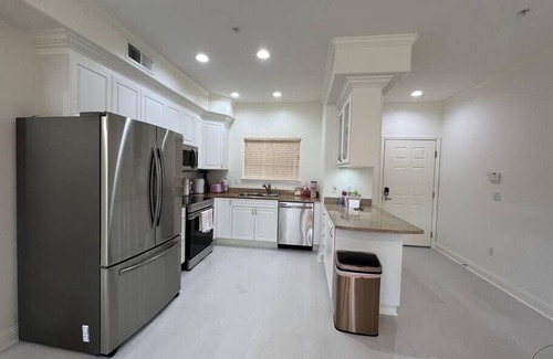 Santa Clara Apartment | Spacious Modern Apt w/amenities