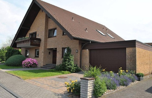 Bad Sassendorf Apartment | Spacious, modern non-smoking vacation apartment (90m2) with free WLAN