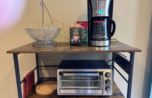 South Shore Condo | Spacious, one-level condo next to Jackson Park