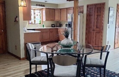 Bemus Point House | Spacious Pet Friendly home near Lake & Golf Course-Sleeps 20