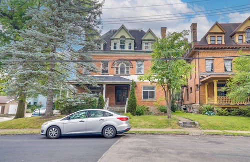 Wilkinsburg Cottage | Spacious Pittsburgh Rental: Walk to Frick Park!