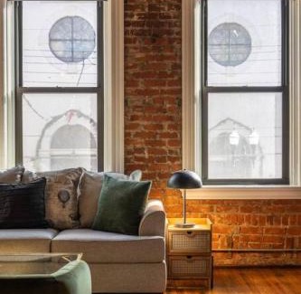 Over-the-Rhine Apartment | Spacious Retreat w Private Roof Deck Walkable to ALL