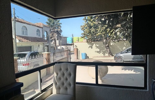 La Joya House | Spacious Single Story off the scenic route Tijuana-Rosarito by Convención center