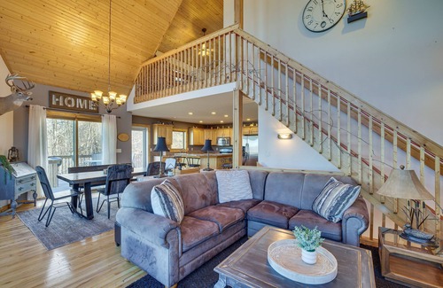 Vernon County House | Spacious Stoddard Retreat on Mississippi River!