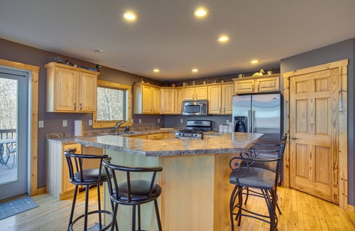 Vernon County House | Spacious Stoddard Retreat on Mississippi River!