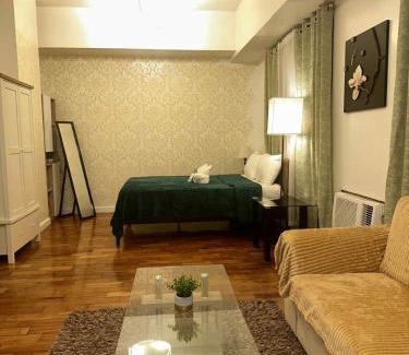San Lorenzo Apartment | Spacious Studio in Mosaic Tower no Balcony