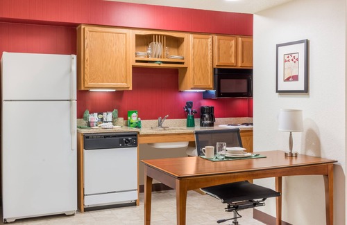 Maryland Heights Apartment | Spacious Suites for your long term needs