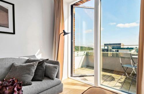 Aarhus C Apartment | Spacious waterfront apartment with marina and sea view
