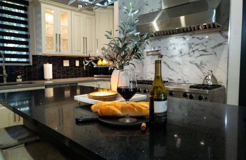 North Central House | Spacious, Well-Appointed, Lux/Modern Touches w/Pool Table, Ping-Pong & Fire Pit