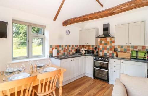 Foxley Cottage | SPARROW BARN, pet friendly in Reepham, Norwich