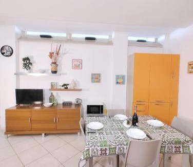 Rivazzurra Apartment | Spazioso Trilocale fronte mare - Spazio 171