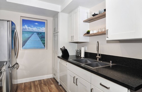 Del Obispo Condo | SPECIAL 11/1 - 12/1 80/NT. BEAUTIFUL CONDO! WALKING TRAIL TO GORGEOUS BEACH!