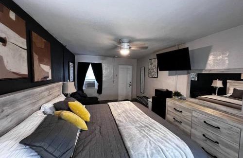 Bryant Ski Chalet | Special - Xtra Comfy - King Bed