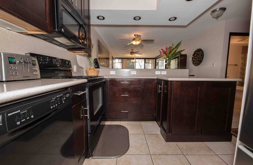 Maalaea Condo | Specials in 2025 Beautiful 2 b/2ba beachfront condo Oceanview in Maalaea Maui