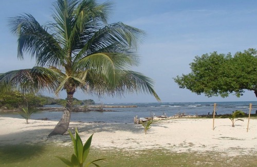 Isla Fuerte Cabin | Spectacular Ecocabana in a natural setting